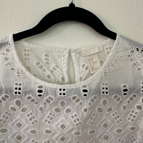 Flowy Cotton Blouse - Picture 3 of 4